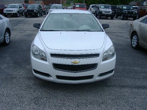 Chevrolet Malibu 2010 photo 3