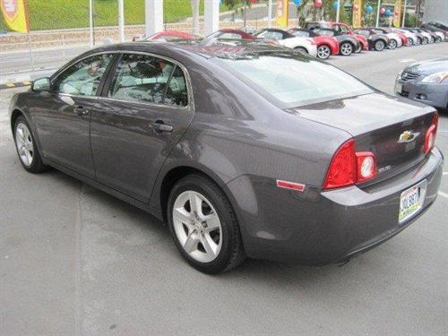 Chevrolet Malibu 2010 photo 2