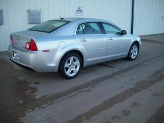 Chevrolet Malibu 2010 photo 3