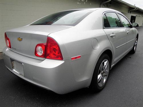 Chevrolet Malibu 2010 photo 1