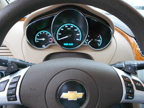 Chevrolet Malibu 2010 photo 3