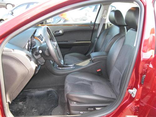 Chevrolet Malibu 2010 photo 2