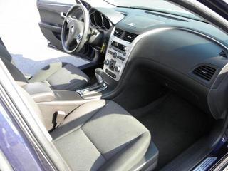 Chevrolet Malibu 2010 photo 1
