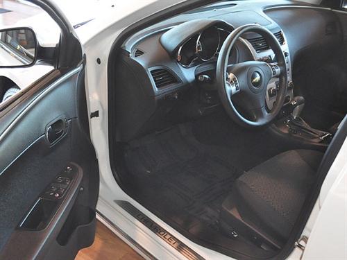 Chevrolet Malibu 2010 photo 4