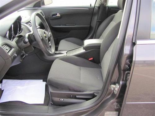Chevrolet Malibu 2010 photo 4