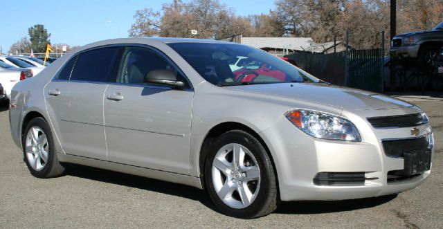 Chevrolet Malibu 2010 photo 3