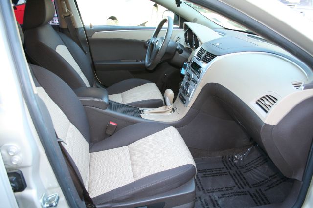Chevrolet Malibu 2010 photo 4