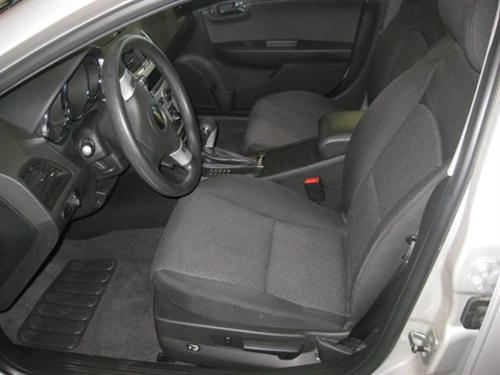 Chevrolet Malibu 2010 photo 2