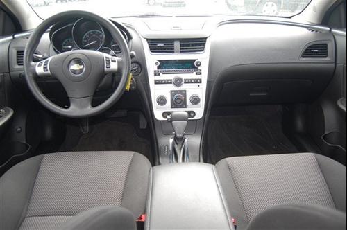 Chevrolet Malibu 2010 photo 1