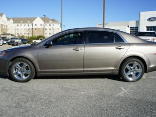 Chevrolet Malibu 2010 photo 2