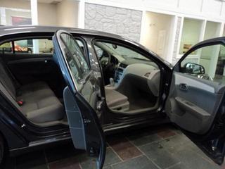 Chevrolet Malibu 2010 photo 2