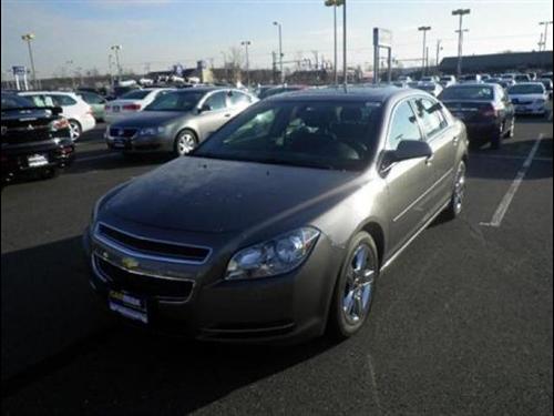 Chevrolet Malibu 2010 photo 2
