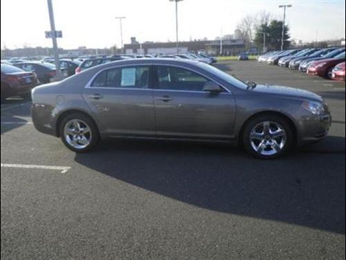 Chevrolet Malibu 2010 photo 3
