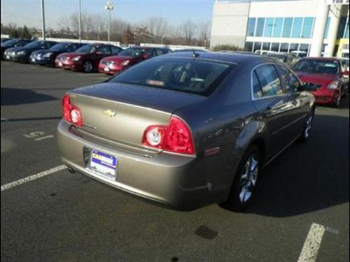 Chevrolet Malibu 2010 photo 4
