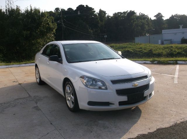 Chevrolet Malibu 2010 photo 3