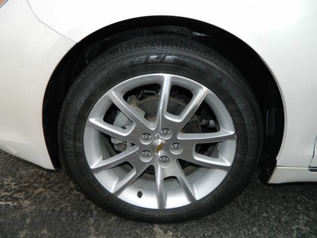 Chevrolet Malibu 2010 photo 2