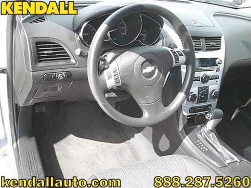 Chevrolet Malibu 2010 photo 3