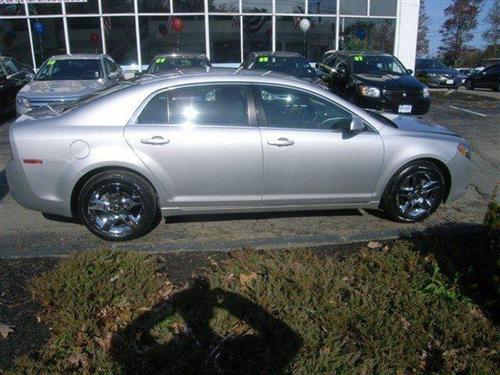 Chevrolet Malibu 2010 photo 3