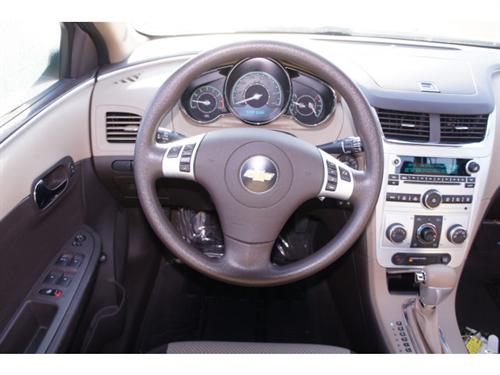 Chevrolet Malibu 2010 photo 4