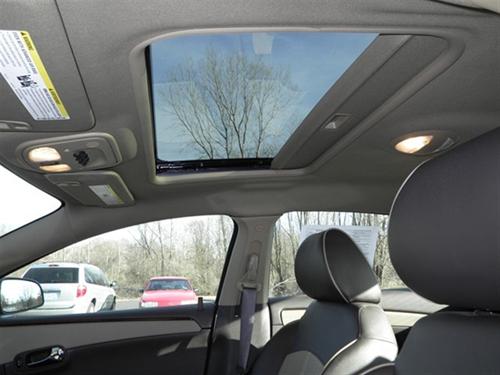 Chevrolet Malibu 2010 photo 3