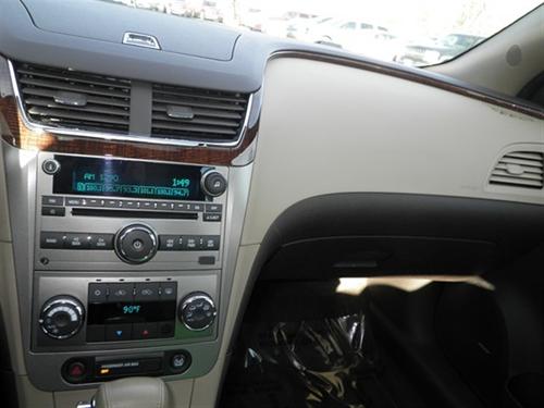 Chevrolet Malibu 2010 photo 4