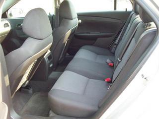 Chevrolet Malibu 2010 photo 2