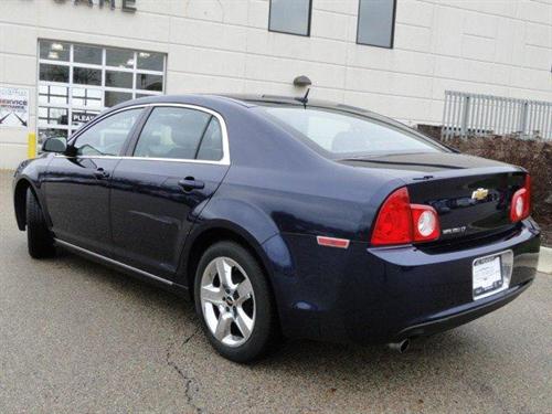 Chevrolet Malibu 2010 photo 3