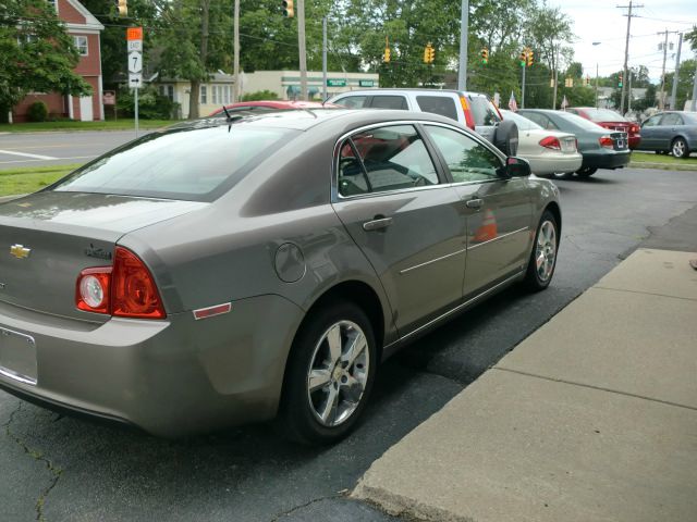 Chevrolet Malibu 2010 photo 1