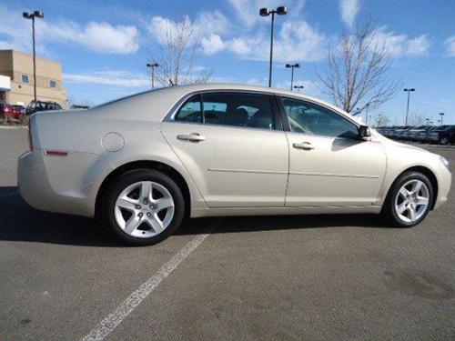 Chevrolet Malibu 2010 photo 1