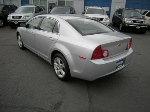 Chevrolet Malibu 2010 photo 2