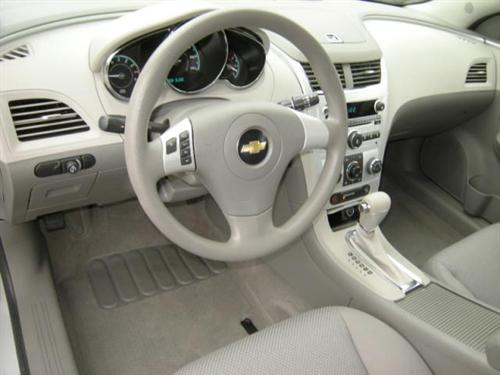 Chevrolet Malibu 2010 photo 3