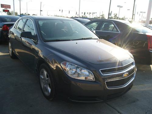 Chevrolet Malibu 2010 photo 2