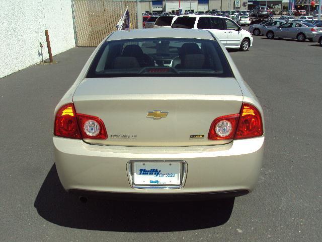 Chevrolet Malibu 2010 photo 4