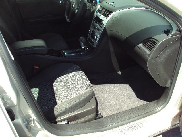 Chevrolet Malibu 2010 photo 5