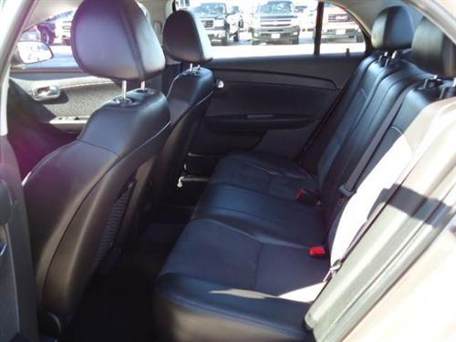 Chevrolet Malibu 2010 photo 2