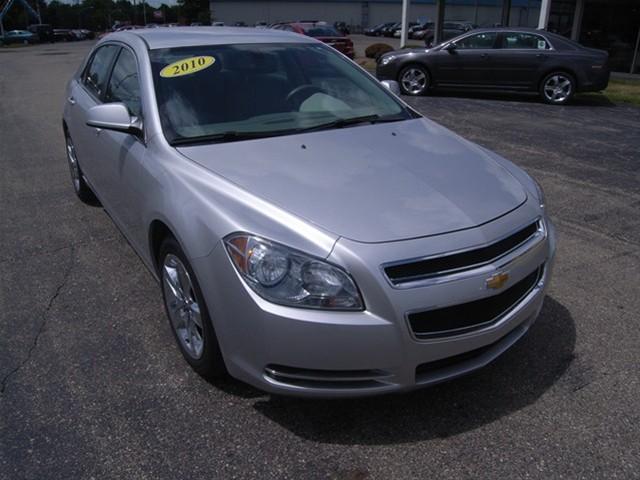 Chevrolet Malibu 2010 photo 1