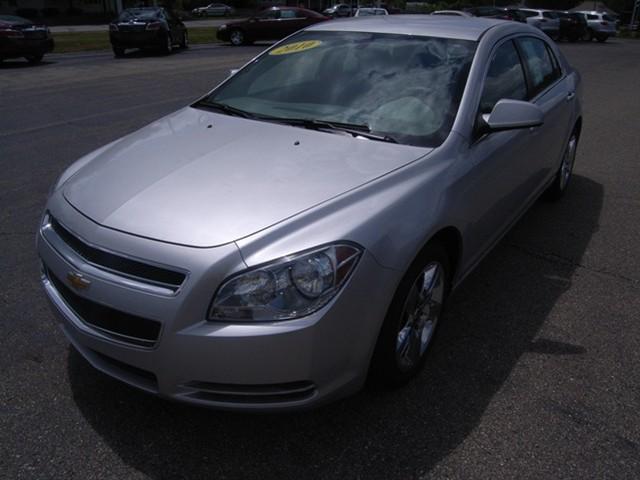 Chevrolet Malibu 2010 photo 2