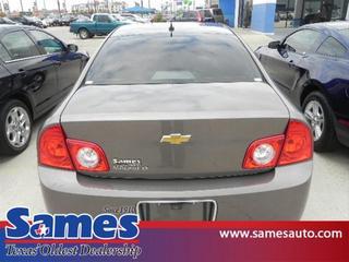 Chevrolet Malibu 2010 photo 1