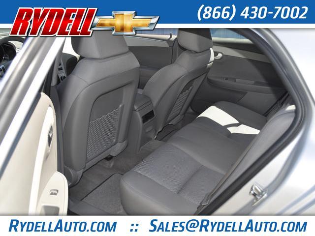 Chevrolet Malibu 2010 photo 4