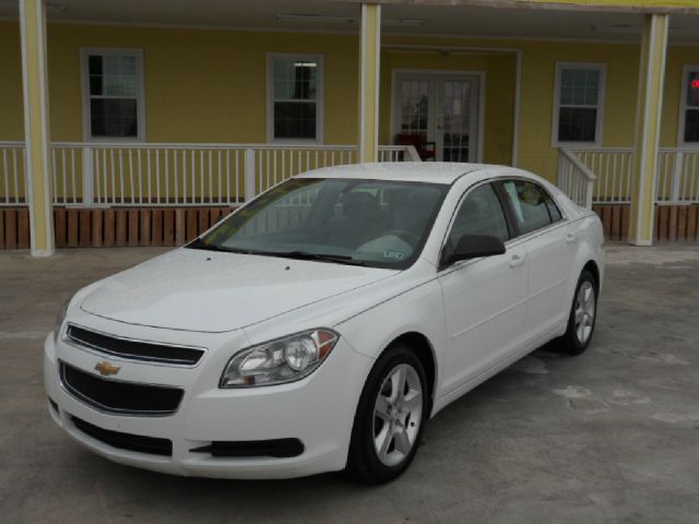 Chevrolet Malibu 2010 photo 2