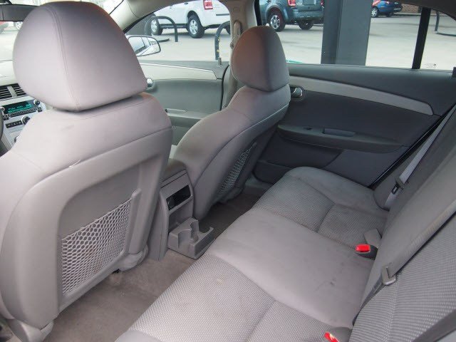 Chevrolet Malibu 2010 photo 4