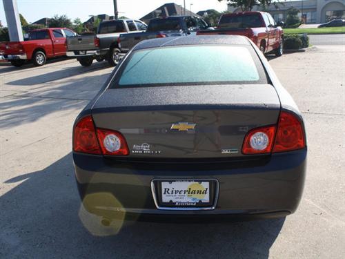 Chevrolet Malibu 2010 photo 1