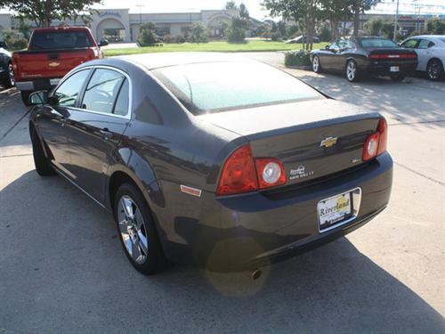 Chevrolet Malibu 2010 photo 2