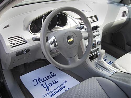 Chevrolet Malibu 2010 photo 4