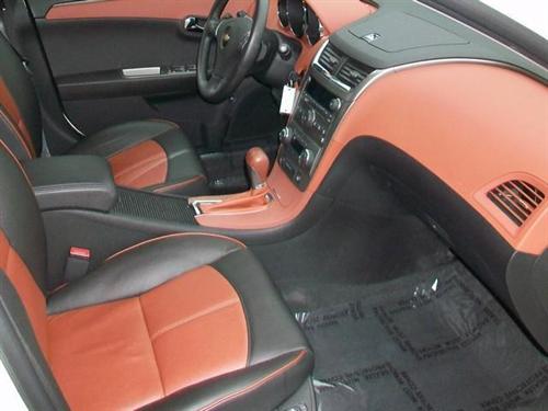 Chevrolet Malibu 2010 photo 3