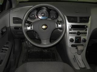 Chevrolet Malibu 2010 photo 1