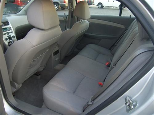 Chevrolet Malibu 2010 photo 1