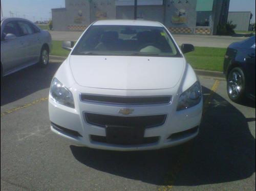 Chevrolet Malibu 2010 photo 1