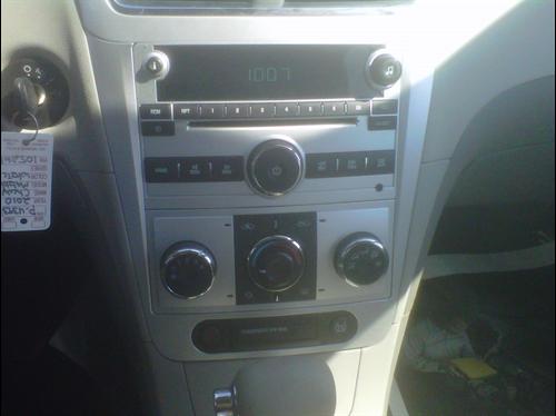 Chevrolet Malibu 2010 photo 2