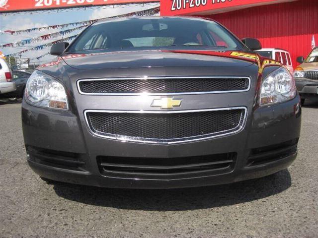 Chevrolet Malibu 2010 photo 3